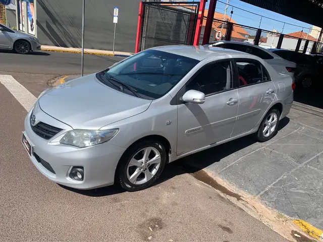 Carro Toyota Corolla 2013 Sedan 1.8 Dual VVT-i  XLI (aut) (flex)