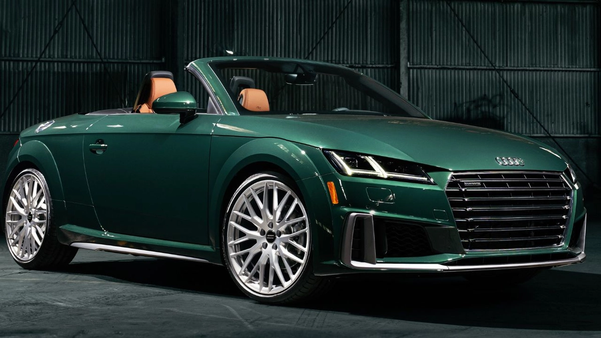 Batizado de TT Roadster Final Edition, modelo se despedirá como conversível com apenas 50 unidades feitas
