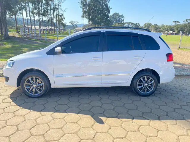 Carro Volkswagen SpaceFox 2014 1.6 VHT Highline (Flex)