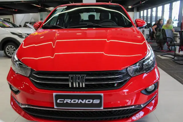 Carro Fiat Cronos 2025 Precision 1.3