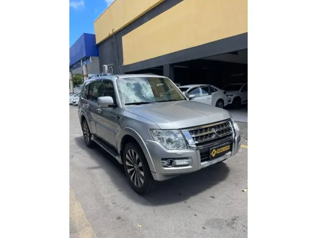 Carro Mitsubishi Pajero Full 2019 3.2 DI-D 3D HPE 4WD