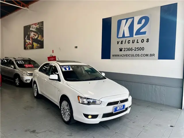 Carro Mitsubishi Lancer 2017 2.0 16V