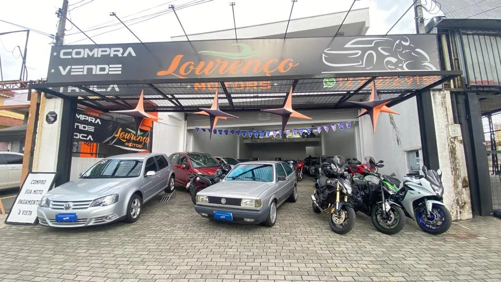 Fachada da loja LOURENCO VEICULOS - São José dos Campos - SP