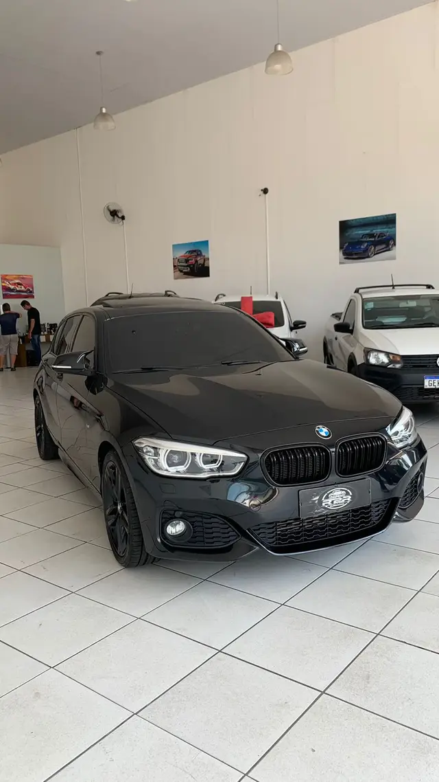 Carro BMW 125i 2016 125i M Sport ActiveFlex