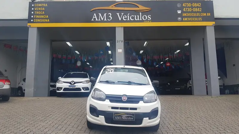 Fiat Uno Attractive 1.0 8V (Flex) 4p