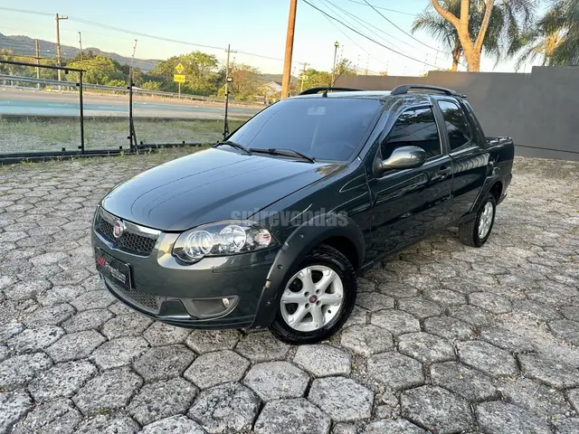 Carro Fiat Strada 2013 Trekking 1.6 16V (Flex) (Cabine Estendida)