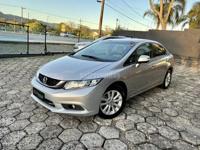 Carro Honda Civic 2016 LXR 2.0 i-VTEC (Aut) (Flex)