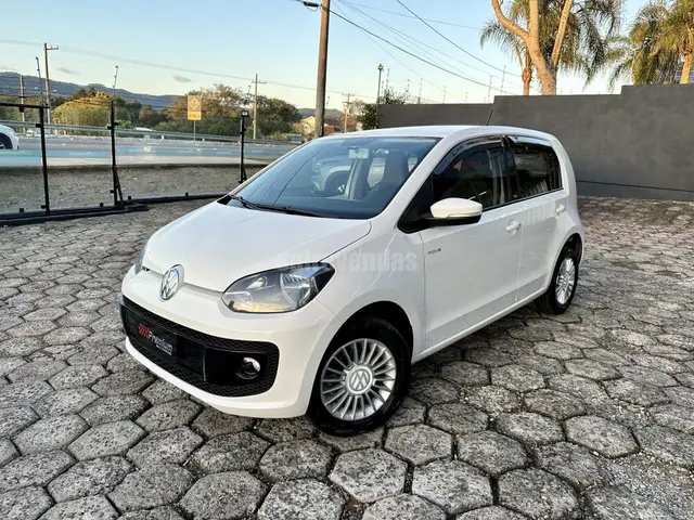 Carro Volkswagen Up! 2017 1.0 12v E-Flex move up!