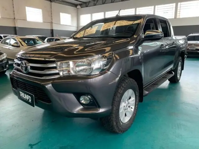 Carro Toyota Hilux Cabine Dupla 2018 Hilux 2.8 TDI SRV CD 4x4 (Aut)