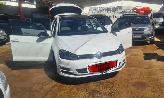 Carro Volkswagen Golf 2017 Comfortline 1.0 TSi (Flex)