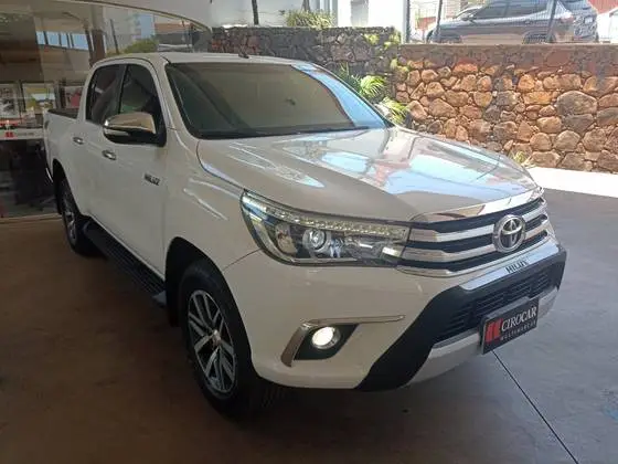 Toyota Hilux Cabine Dupla Hilux 2.8 TDI SRX CD 4x4 (Aut)