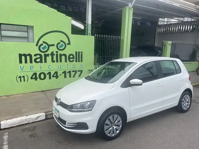 Carro Volkswagen Fox 2016 1.0 MPI Trendline (Flex)