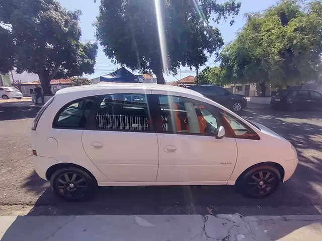 Carro Chevrolet Meriva 2010 Maxx 1.4 (Flex)