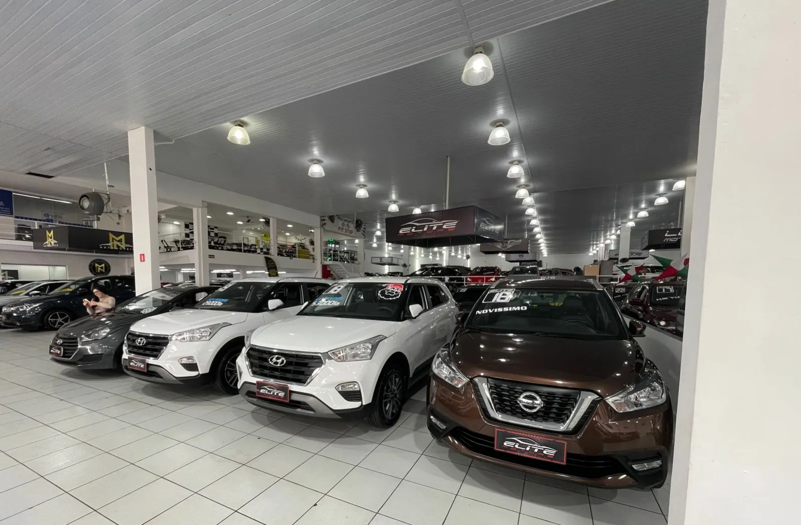 Fachada da loja Kammouni'Sauto - São Paulo - SP