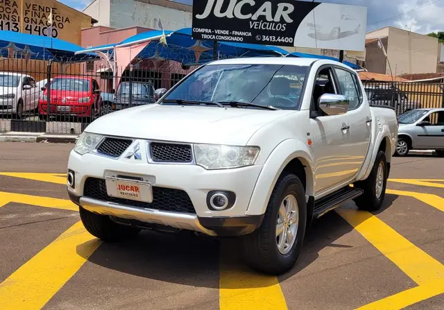 Carro Mitsubishi L200 Triton Sport 2013 3.2 DI-D 4x4 (Aut)