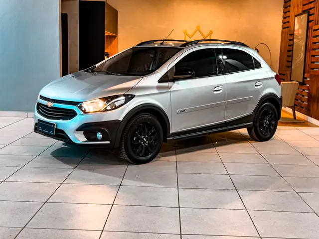 Carro Chevrolet Onix 2019 Activ 1.4 (Aut.)