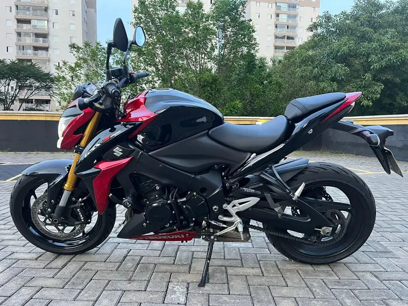 Suzuki GSX S 1000 1000