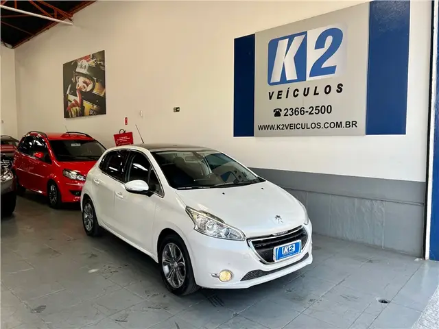 Carro Peugeot 208 2016 Griffe 1.6 16V (Flex) (Aut)