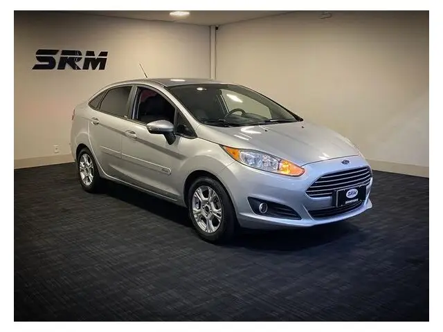 Carro Ford New Fiesta Sedan 2014 1.6 SE PowerShift (Flex)