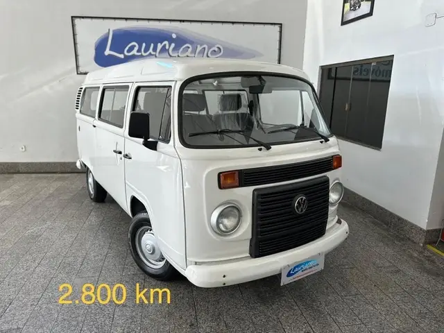 Carro Volkswagen Kombi 2011 Standard 1.4 (Flex)
