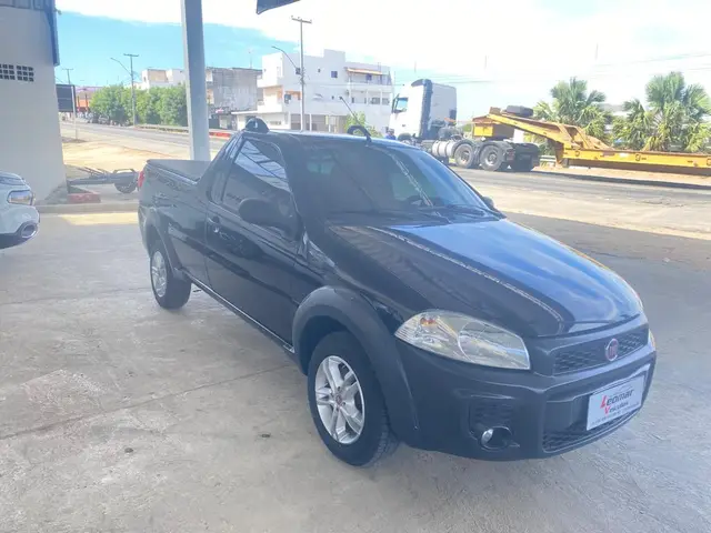 Carro Fiat Strada 2015 Working 1.4 (Flex)