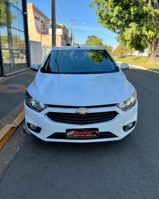Carro Chevrolet Onix 2017 1.4 LTZ SPE/4