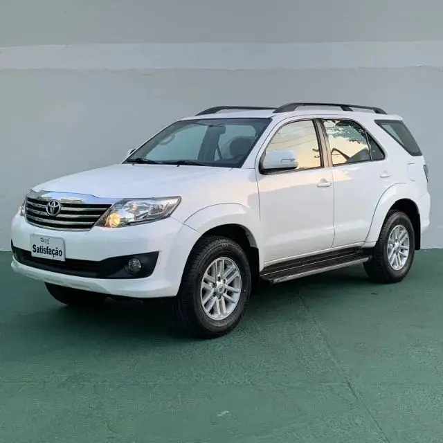 Carro Toyota Hilux SW4 2014 3.0 TDI 4x4 SRV 5L