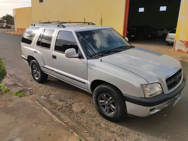 Carro Chevrolet Blazer 2001 Executive 4.3