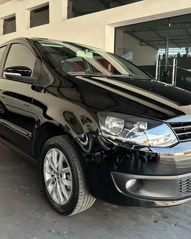 Carro Volkswagen Fox 2014 1.6 VHT (Flex)