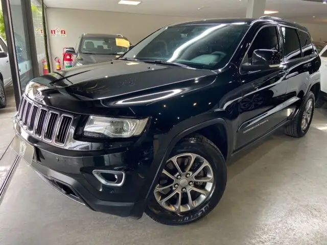 Carro Jeep Grand Cherokee 2014 3.6 V6 Laredo 4WD