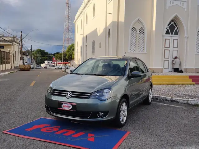 Carro Volkswagen Polo Sedan 2012 Comfortline 1.6 8V (Flex)