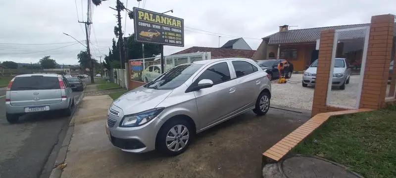 Chevrolet Onix LT 1.0 (Flex)