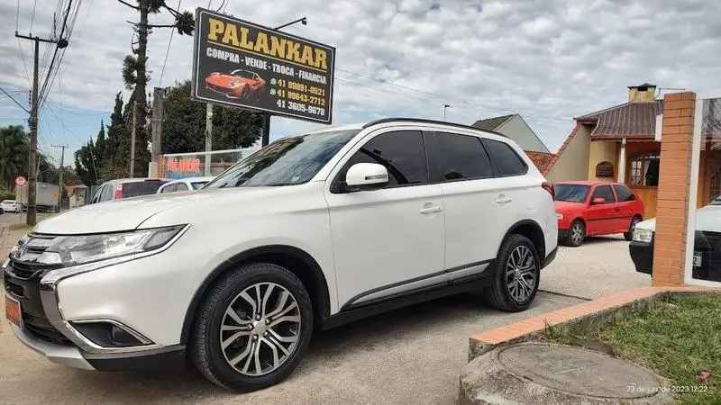 Mitsubishi Outlander 2.4