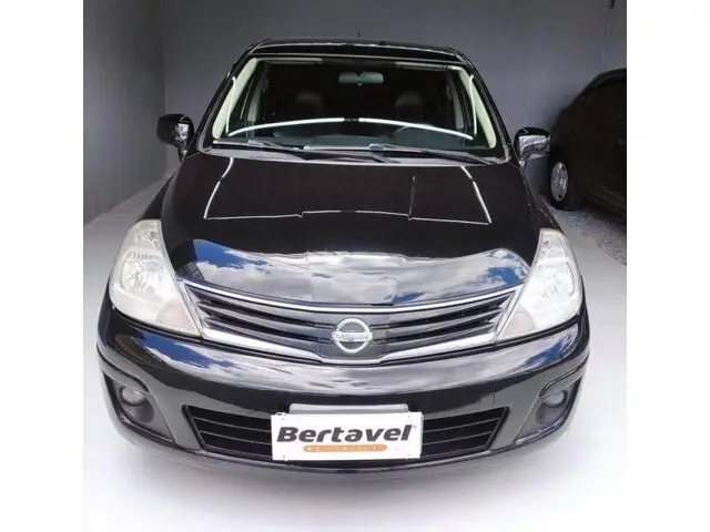 Carro Nissan Tiida 2011 S 1.8 (flex)