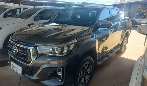 Carro Toyota Hilux Cabine Dupla 2019 Hilux 2.8 TDI CD SRX 50th 4x4 (Aut)