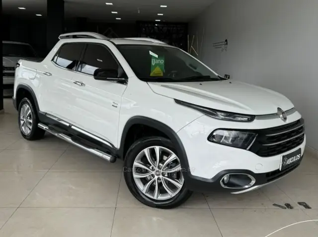 Carro Fiat Toro 2018 Volcano 2.0 diesel AT9 4x4