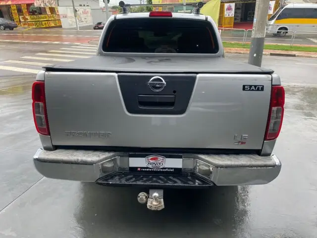 Nissan Frontier LE 4x4 2.5 16V (cab. dupla)