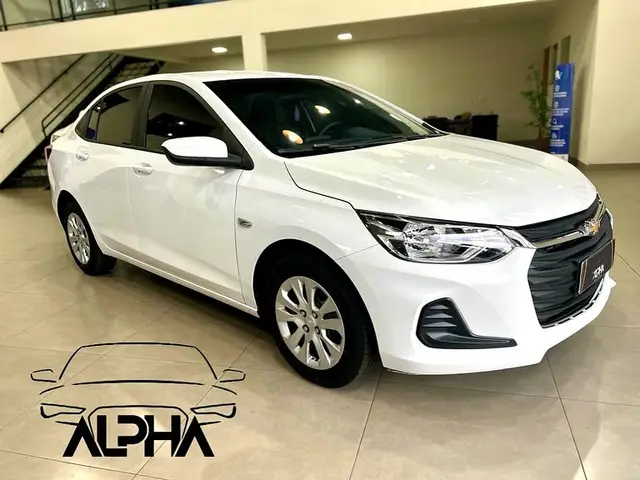 Carro Chevrolet Onix Plus 2020 1.0 LT (Flex)