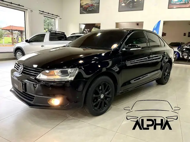 Carro Volkswagen Jetta 2013 2.0 TSI Highline DSG
