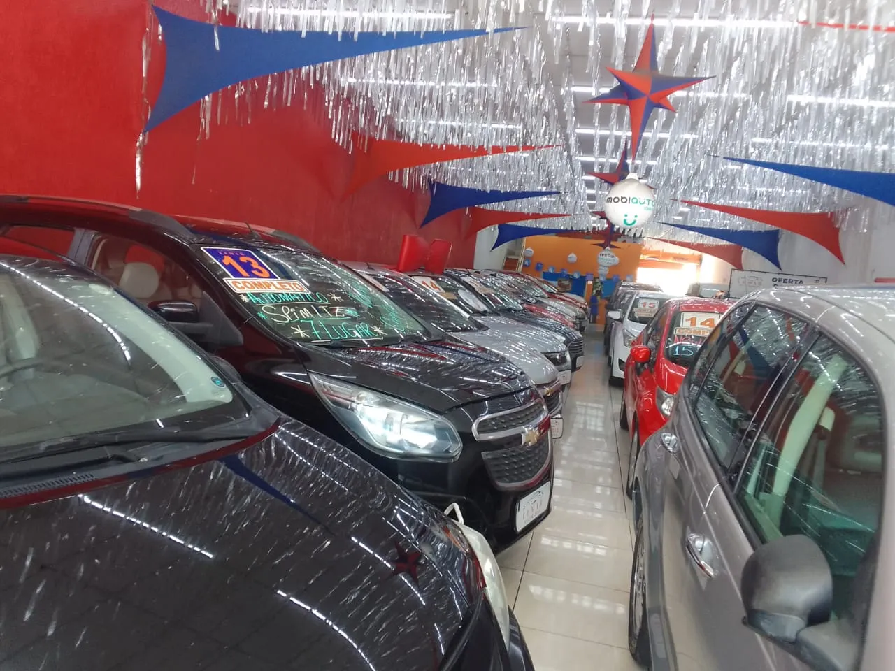 Fachada da loja LEMAR MULTIMARCAS - São Paulo - SP