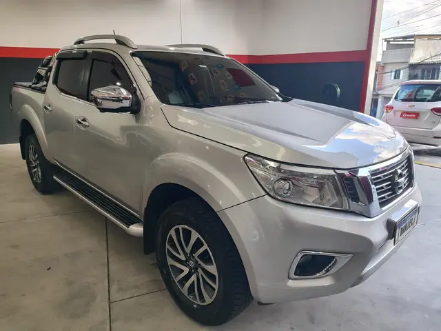 Carro Nissan Frontier 2019 2.3 TD CD LE 4x4 (Aut)