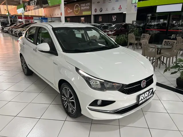 Carro Fiat Cronos 2019 1.8 Precision E.Torq AT6 (Flex)