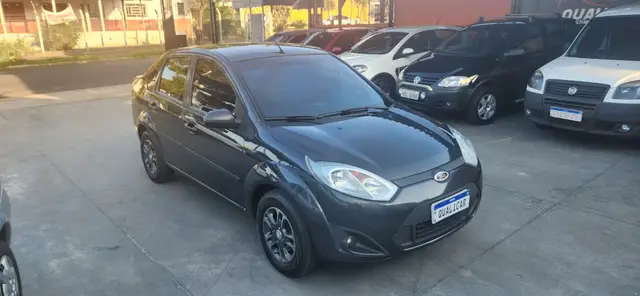 Carro Ford New Fiesta Sedan 2014 1.6 SE (Flex)