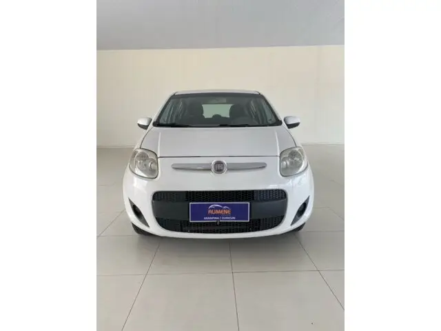 Carro Fiat Palio 2013 Attractive 1.4 8V (Flex)