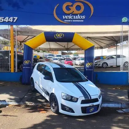 Carro Chevrolet Sonic 2014 Hatch LTZ 1.6 (Aut)