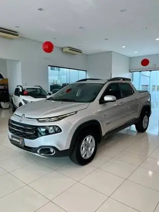 Carro Fiat Toro 2017 Freedom 2.0 diesel MT6 4x2