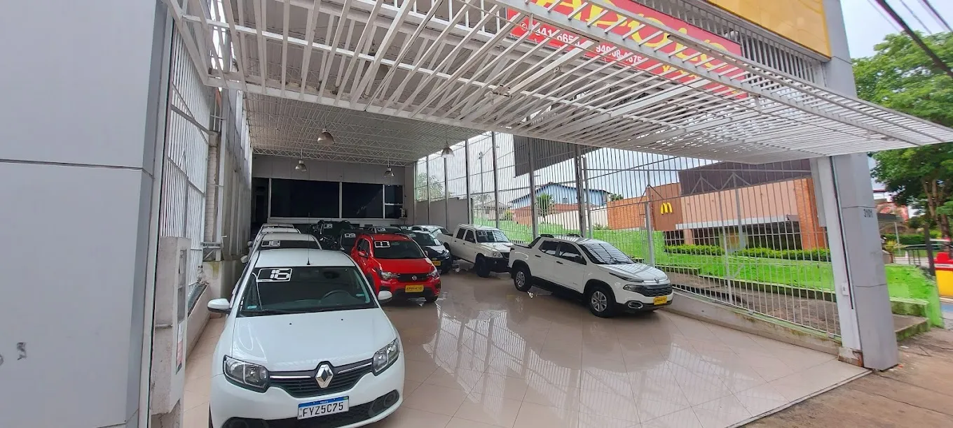 Fachada da loja APOLO VEICULOS - São Paulo - SP