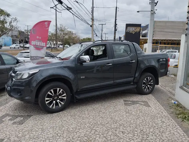 Carro Chevrolet S10 Cabine Dupla 2018 S10 2.8 CTDI High Country 4WD (Cabine Dupla) (Aut)
