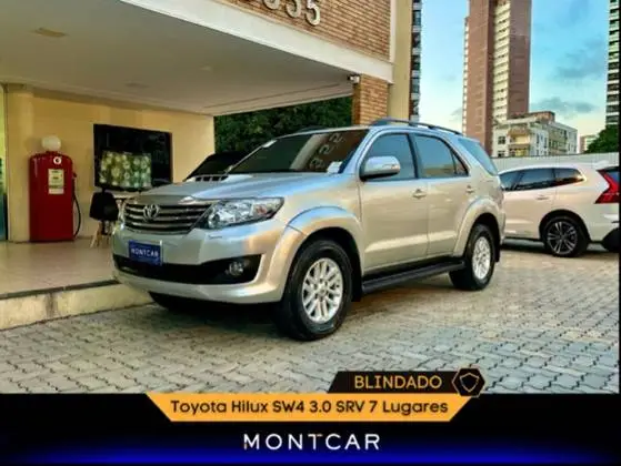 Toyota SW4 Hilux  3.0 TDI 4x4 SRV 7L