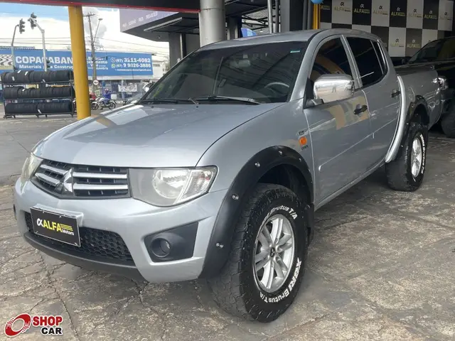 Carro Mitsubishi L200 Triton Outdoor 2015 L200 Triton GL 3.2 CD Turbo